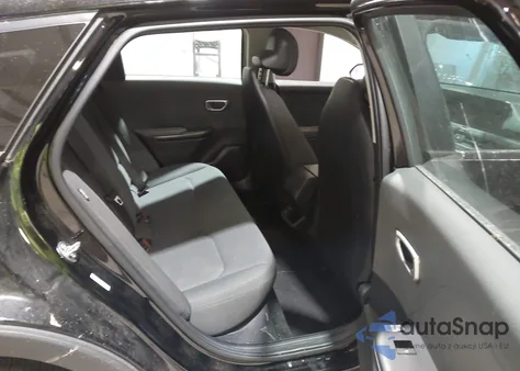 2025 Kia K4 Lxs из США, поврежденный, VIN 3KPFT4DE7SE023381